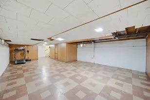 2049 N Kildare Ave, Chicago, IL 60639 - Photo 19