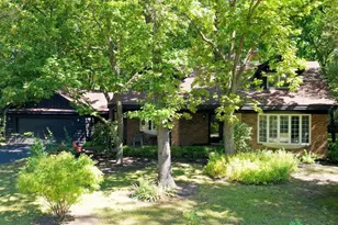 18238 W Gages Lake Rd, Grayslake, IL 60030 - Photo 15