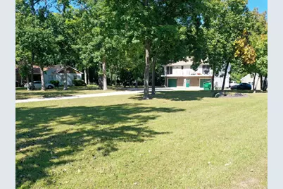 18238 W Gages Lake Road, Grayslake, IL 60030 - Photo 5