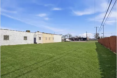 8404 S Roberts Road, Justice, IL 60458 - Photo 15