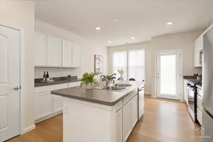 2739 Lawlor Ln, Naperville, IL 60564 - Photo 13