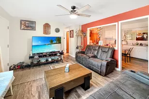 1427 Mark Dr, Freeport, IL 61032 - Photo 5