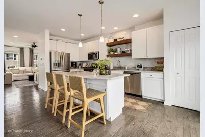 1589 Deer Pointe Drive, South Elgin, IL 60177 - Photo 9