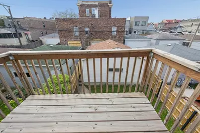 4538 S Saint Lawrence Avenue, Chicago, IL 60653 - Photo 23