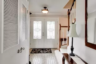 1111 E Greenwood Dr, Mount Prospect, IL 60056 - Photo 5