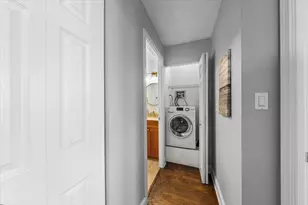 450 W Briar Pl, Chicago, IL 60657 - Photo 9