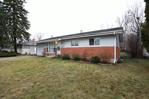 230 Princeton St, Hoffman Estates, IL 60169 - Photo 3