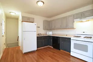 230 Princeton St, Hoffman Estates, IL 60169 - Photo 9