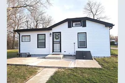 2241 Wallace Avenue, North Chicago, IL 60064 - Photo 3