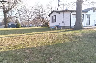 2241 Wallace Ave, North Chicago, IL 60064 - Photo 5