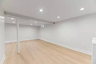 2100 Enoch Ave, Zion, IL 60099 - Photo 19