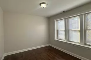 1717 E 78th St, Chicago, IL 60649 - Photo 7