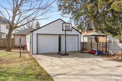 328 E Lee Street, Plano, IL 60545 - Photo 17