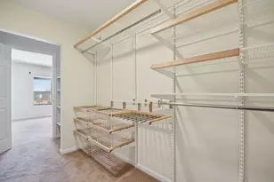 725 Limerick Ln, Schaumburg, IL 60193 - Photo 13