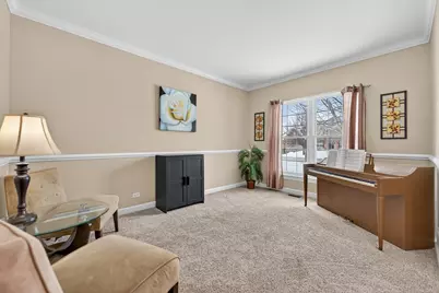 1823 Kings Gate Lane, Crystal Lake, IL 60014 - Photo 5