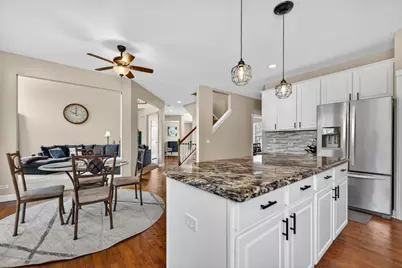 1823 Kings Gate Lane, Crystal Lake, IL 60014 - Photo 15