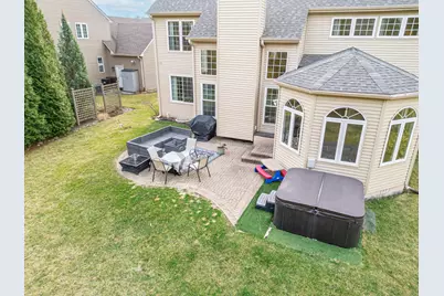 1823 Kings Gate Lane, Crystal Lake, IL 60014 - Photo 43