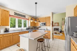 4 Sherwood Ct, Lake in the Hills, IL 60156 - Photo 15