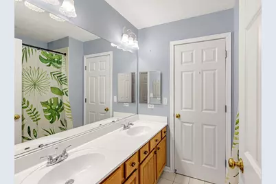 4 Sherwood Court, Lake in the Hills, IL 60156 - Photo 23