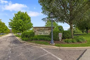 4 Sherwood Ct, Lake in the Hills, IL 60156 - Photo 35