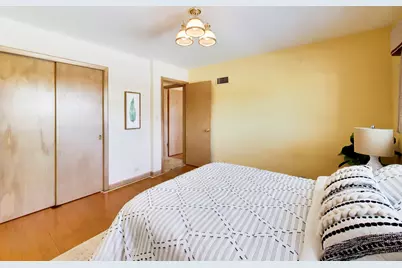 820 N Delphia Avenue, Park Ridge, IL 60068 - Photo 11