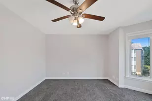 201 Thames Pkwy, Park Ridge, IL 60068 - Photo 17