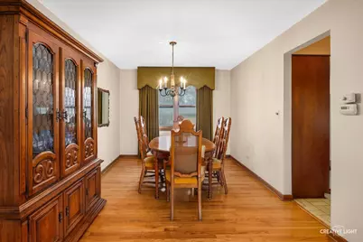 825 Columbia Lane, Darien, IL 60561 - Photo 5