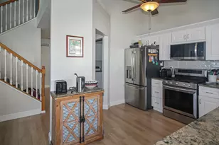 728 Kristin Dr, Normal, IL 61761 - Photo 5