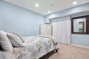 37W220 Mission Hills Dr, Saint Charles, IL 60175 - Photo 37