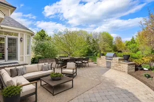 37W220 Mission Hills Dr, Saint Charles, IL 60175 - Photo 39