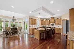37W220 Mission Hills Dr, Saint Charles, IL 60175 - Photo 13