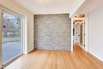 7 Alton Road, Prospect Heights, IL 60070 - Photo 9