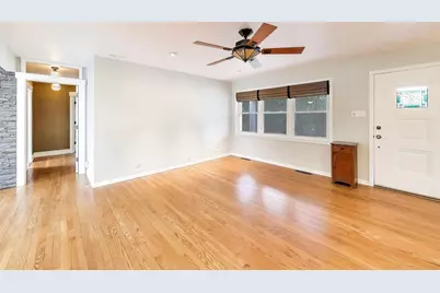 7 Alton Road, Prospect Heights, IL 60070 - Photo 7