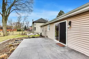 7 Alton Rd, Prospect Heights, IL 60070 - Photo 33