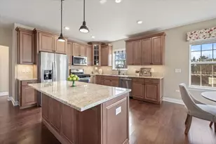 2701 Commons Dr, Glenview, IL 60026 - Photo 5