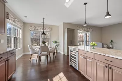 2701 Commons Drive #210, Glenview, IL 60026 - Photo 9