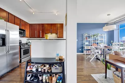 1111 W 15th Street #409, Chicago, IL 60608 - Photo 9
