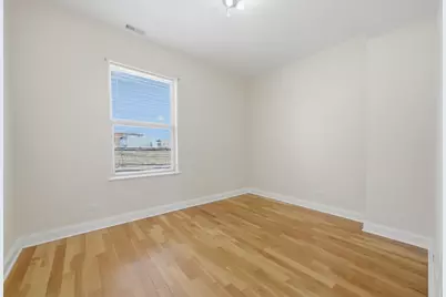 4742 N Sawyer Avenue #2, Chicago, IL 60625 - Photo 23