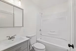 619 E 11th St, Gibson City, IL 60936 - Photo 15