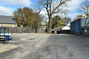 5725 N Northwest Hwy, Chicago, IL 60630 - Photo 17