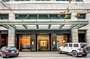 130 N Garland Ct, Chicago, IL 60602 - Photo 1