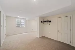 3596 Hyde Park Ct, Elgin, IL 60124 - Photo 21