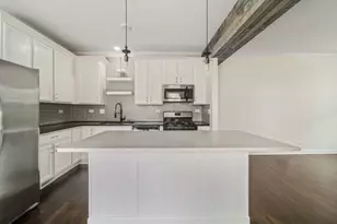 3596 Hyde Park Ct, Elgin, IL 60124 - Photo 7