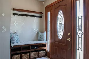 286 Stonegate Rd, Clarendon Hills, IL 60514 - Photo 5