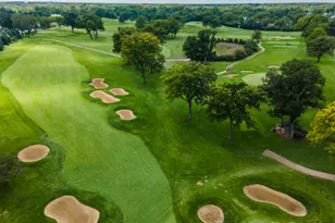 286 Stonegate Rd, Clarendon Hills, IL 60514 - Photo 23