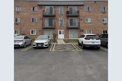 143 W Elk Trail #340, Carol Stream, IL 60188 - Photo 1
