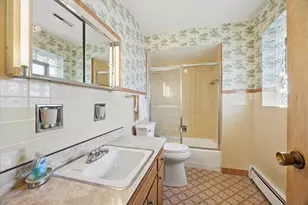 942 Sherwood Rd, La Grange Park, IL 60526 - Photo 17