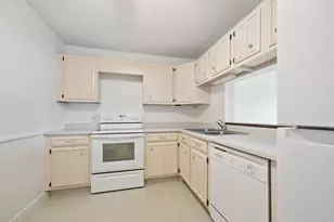 1325 N Sterling Ave, Palatine, IL 60067 - Photo 7