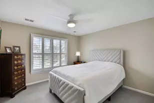 35 Red Tail Dr, Hawthorn Woods, IL 60047 - Photo 21