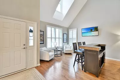 35 Red Tail Drive, Hawthorn Woods, IL 60047 - Photo 3